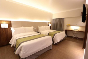 Гостиница Oasis Plaza Hotel  Рибейран-Прету